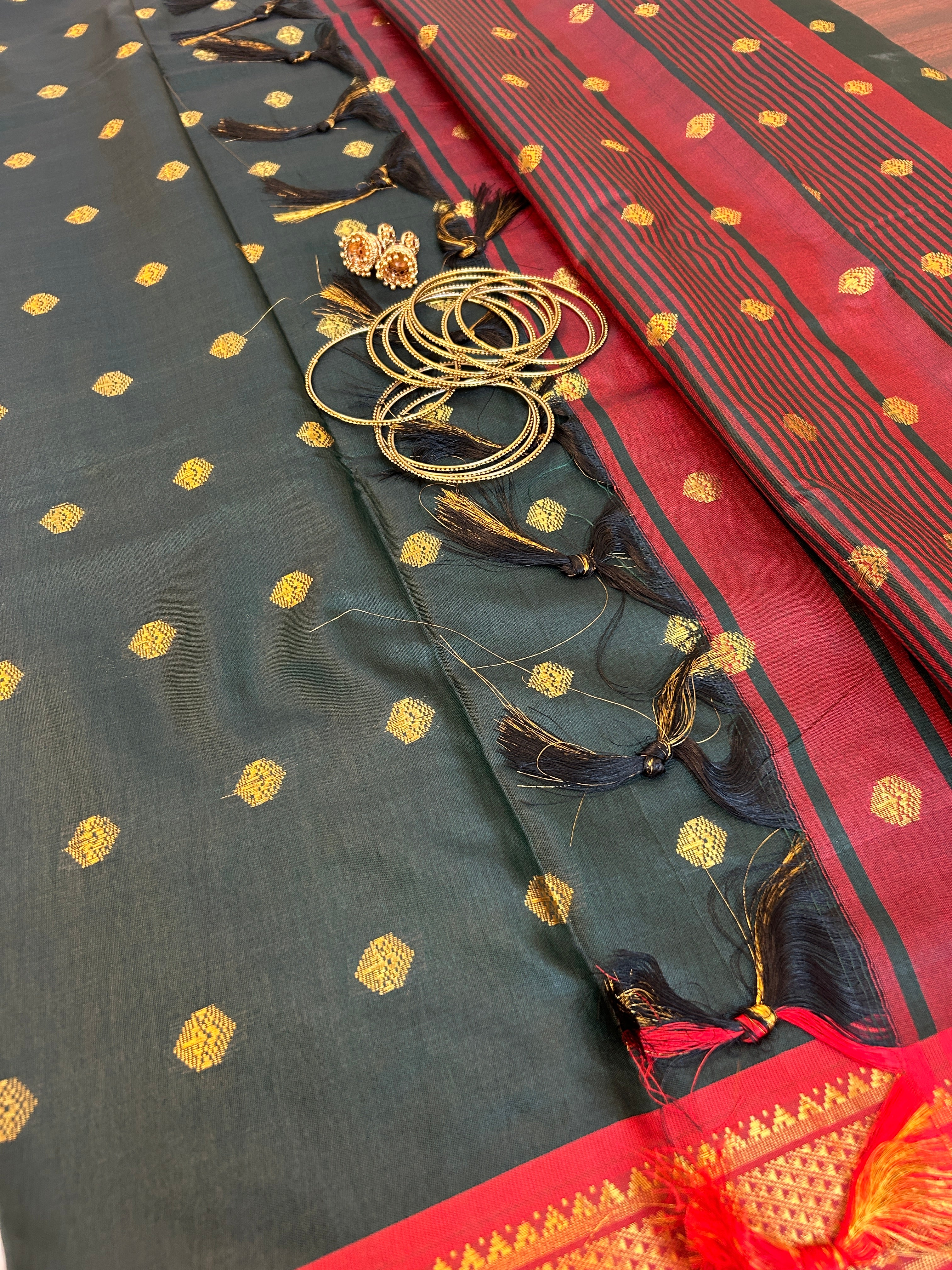 SOFT SILK WITH CONTRAST BORDER