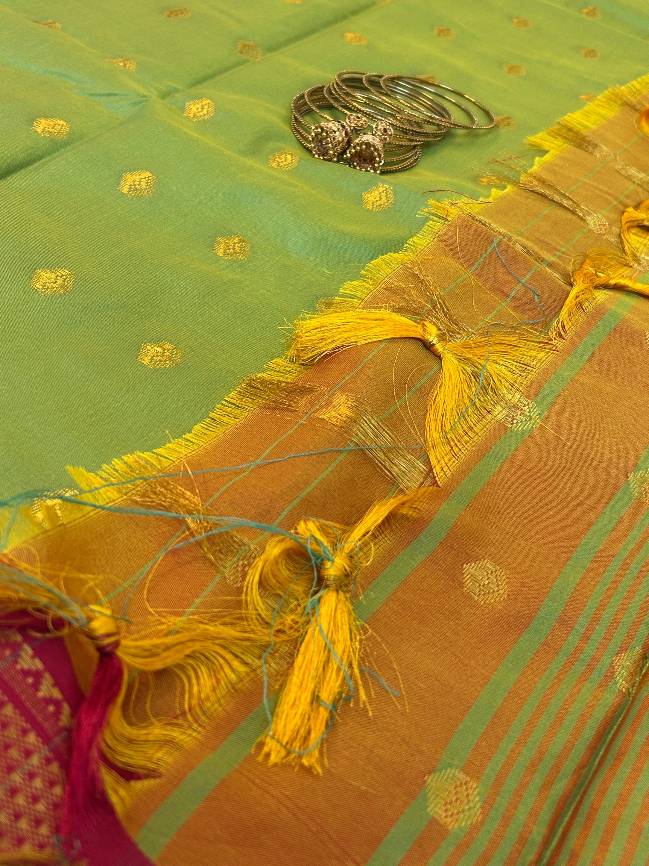 SOFT SILK WITH CONTRAST BORDER