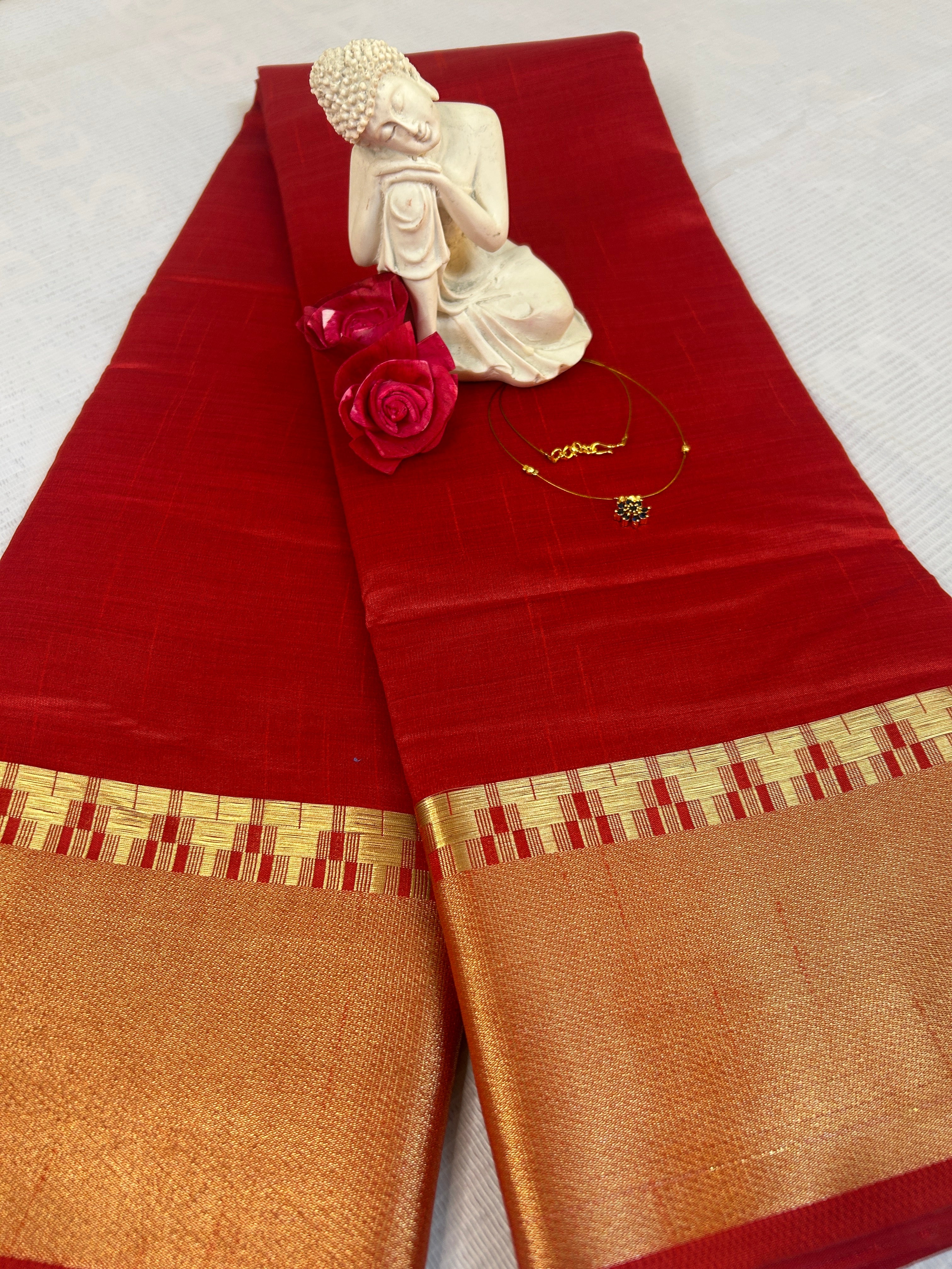 PLAIN SILK SAREE WITH GOPURAM BORDER