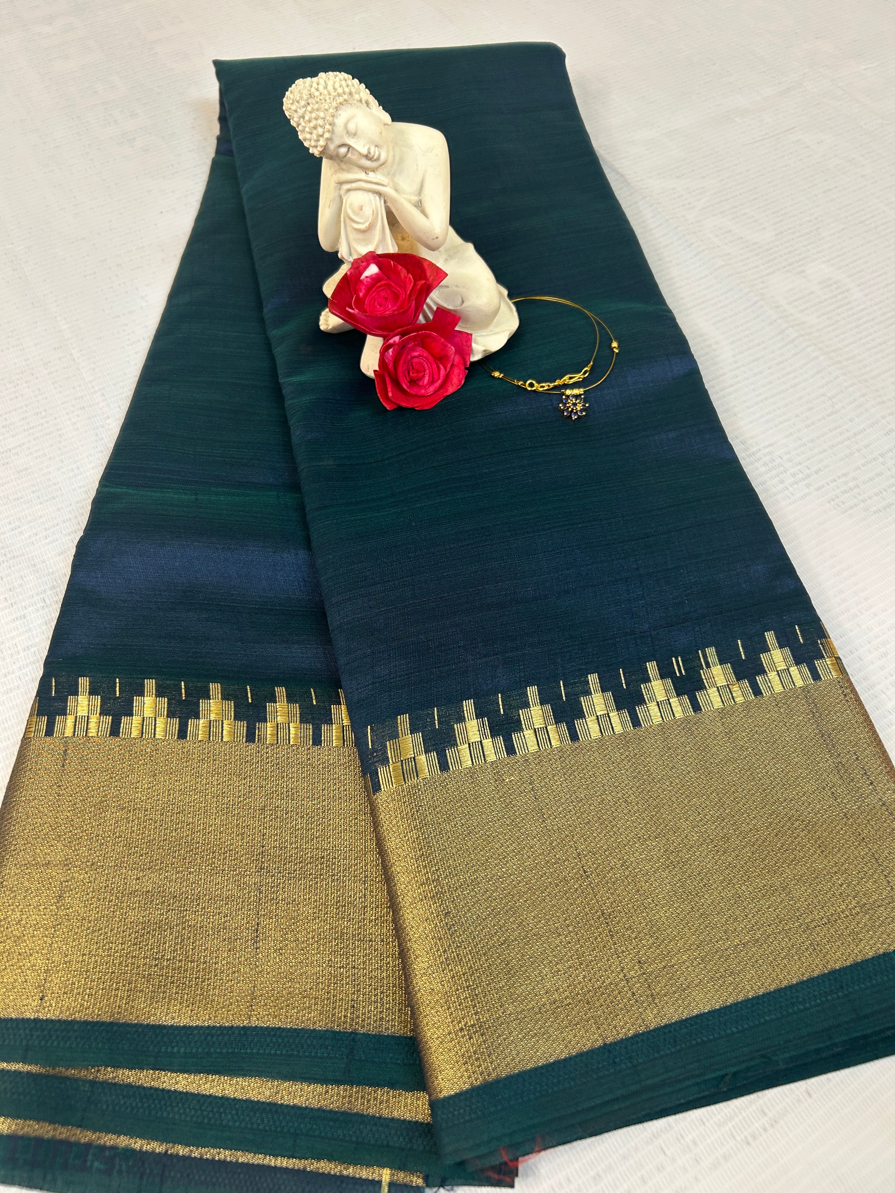PLAIN SILK SAREE WITH GOPURAM BORDER